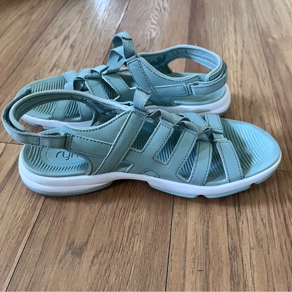 RYKA-Stylish women’s Sandals in Light Green - Picture 2 of 5